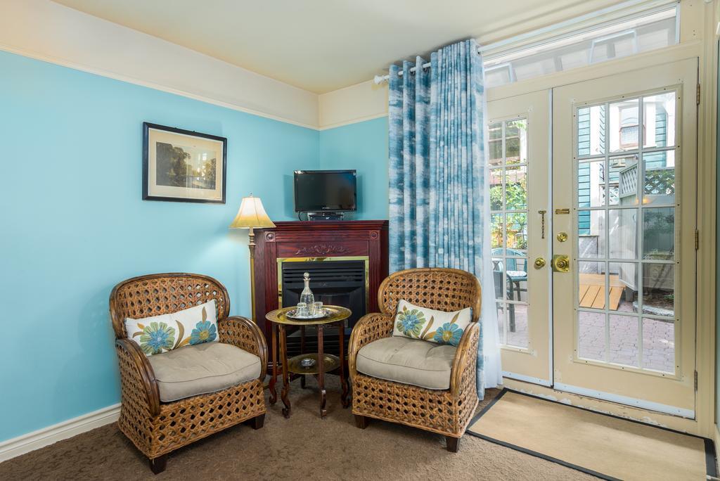Queen Room Patio